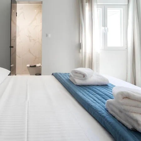 Σπίτι διακοπών Newly Built Detached House With Parking 2 *