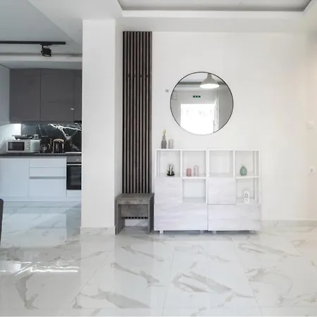 Σπίτι διακοπών Newly Built Detached House With Parking 2